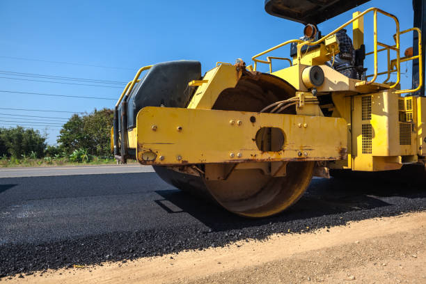 Best Driveway Paving Contractor  in Juniper Canyon, OR